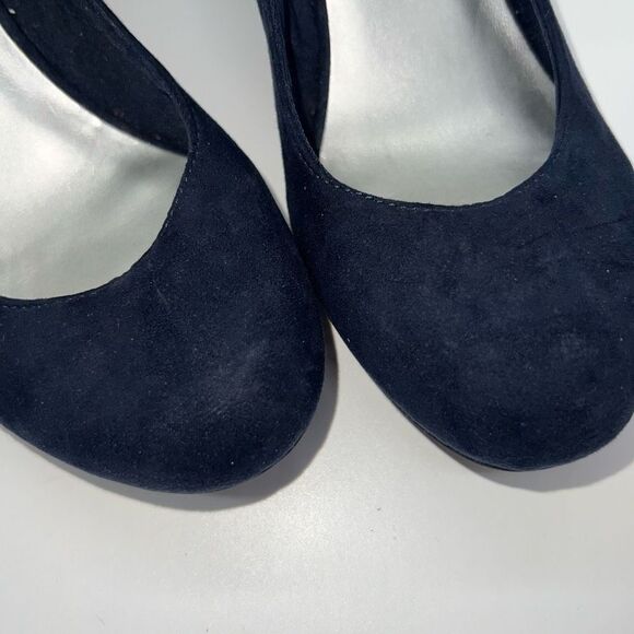 It’s OK Ankle Strap Deep Navy Blue Suede Wedge Heel Shoes‎ - Picture 6 of 10